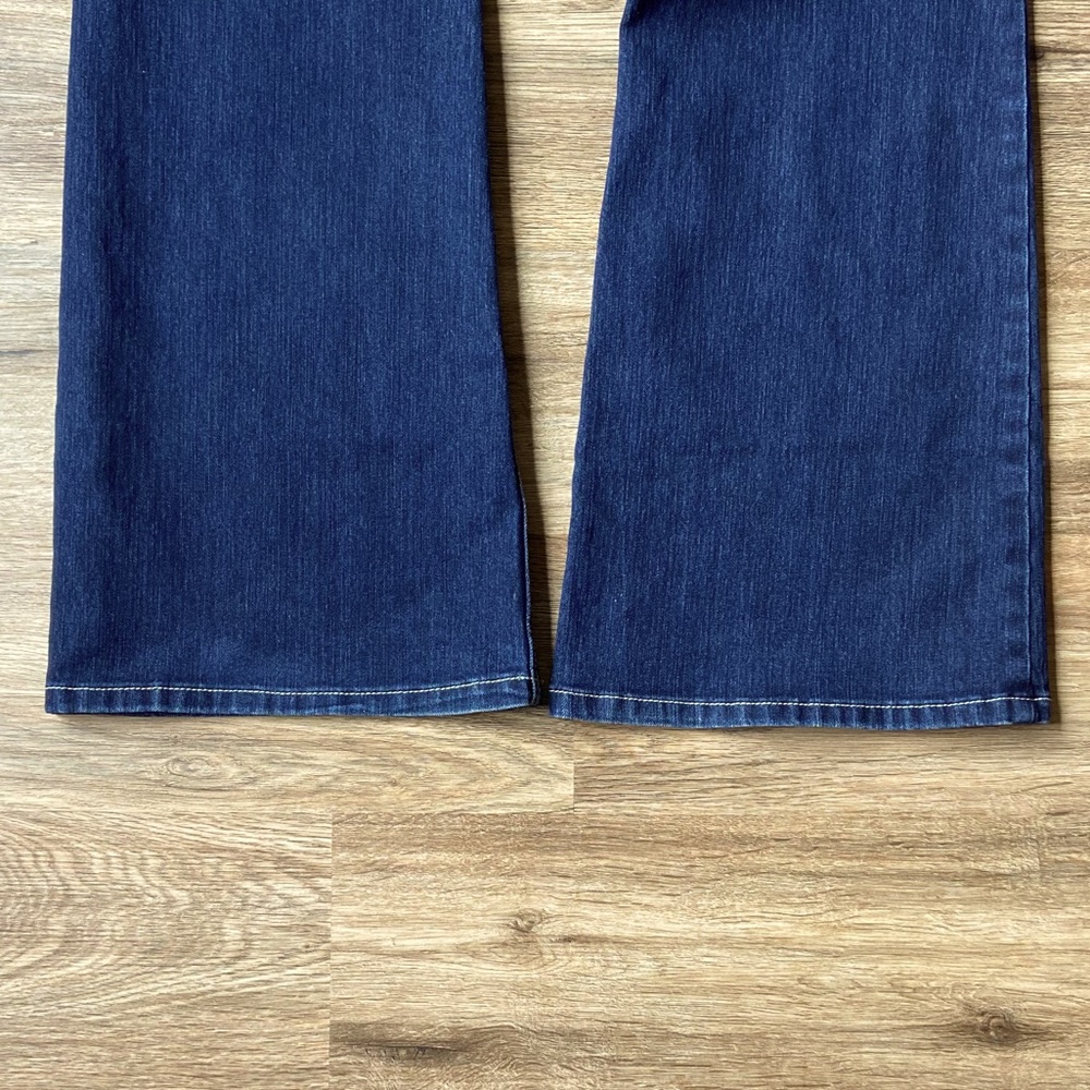 Maurices Flare Jeans SZ 9/10 EUC - Picture 5 of 5